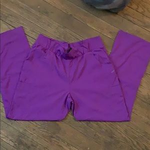 KD 110 scrub bottoms